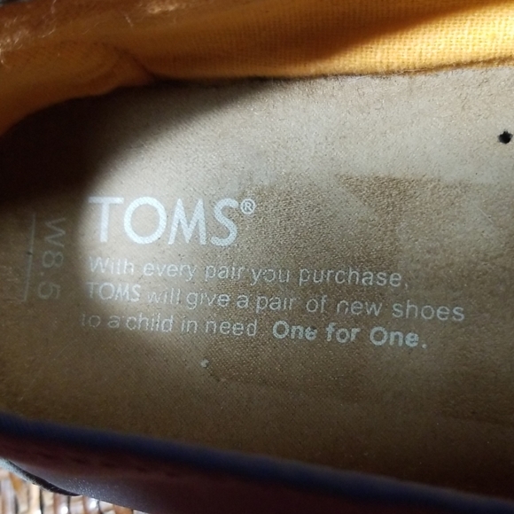 TOMS - Picture 8 of 8
